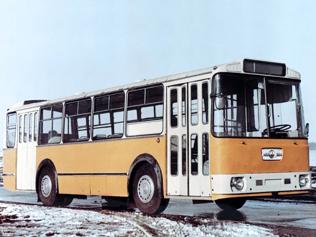 ЛАЗ-698 Львов-2